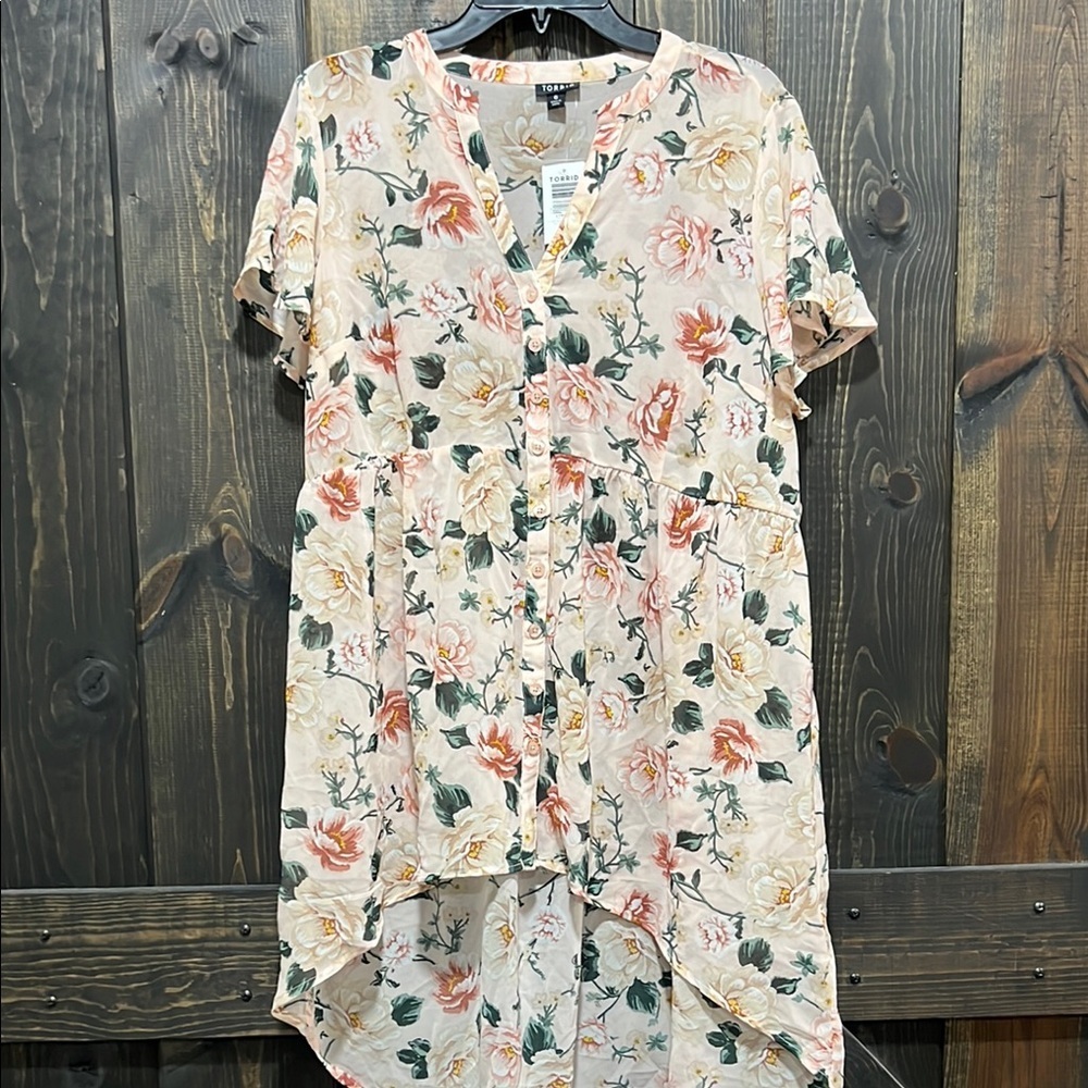 NWT Torrid Lexie Chiffon Tunic 0 12 Babydoll Floral Button‎ Up Pink Hi Low Boho